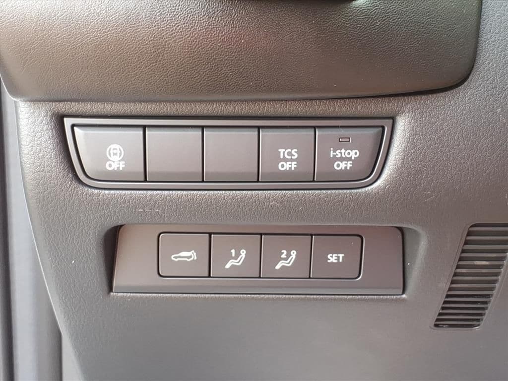 2025 Mazda CX-50 Premium - Photo 17