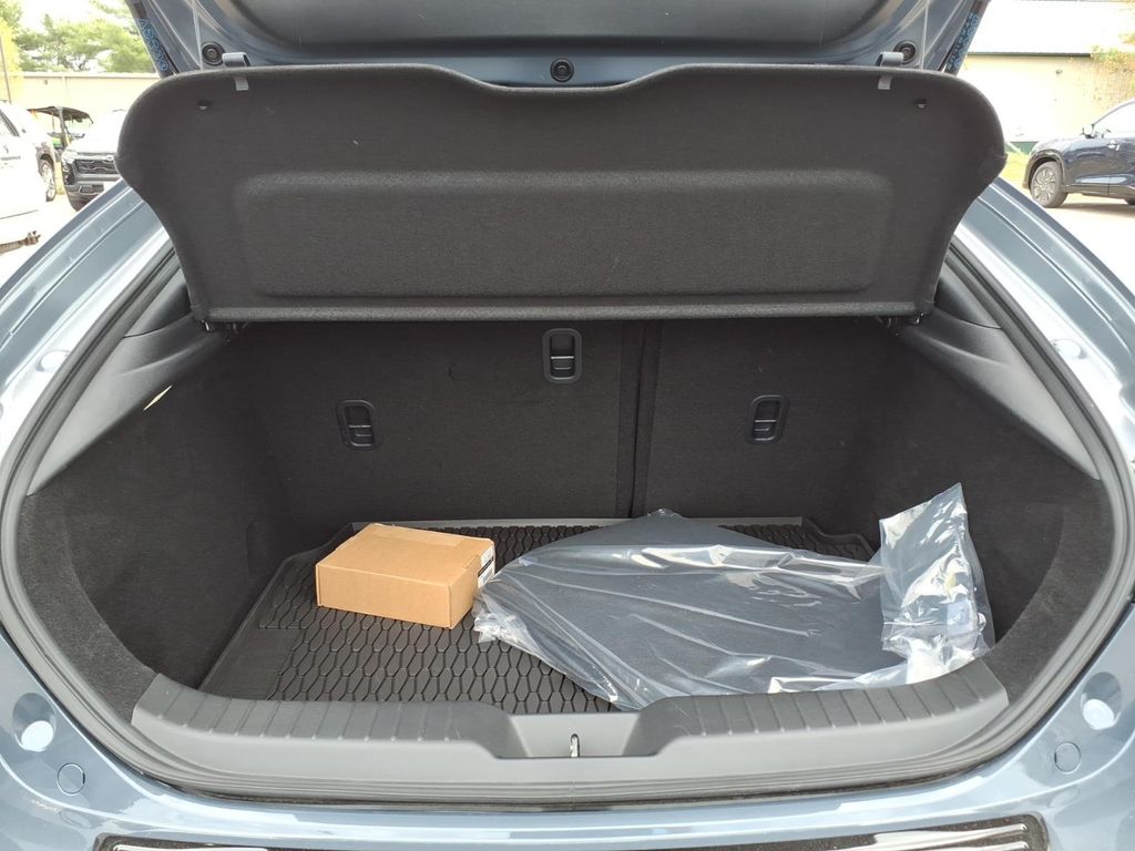 2026 Mazda Mazda3 Turbo Premium Plus - Photo 10