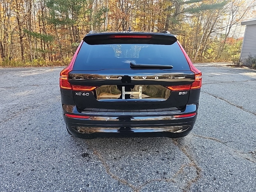 Certified 2023 Volvo XC60 B5 Core SUV