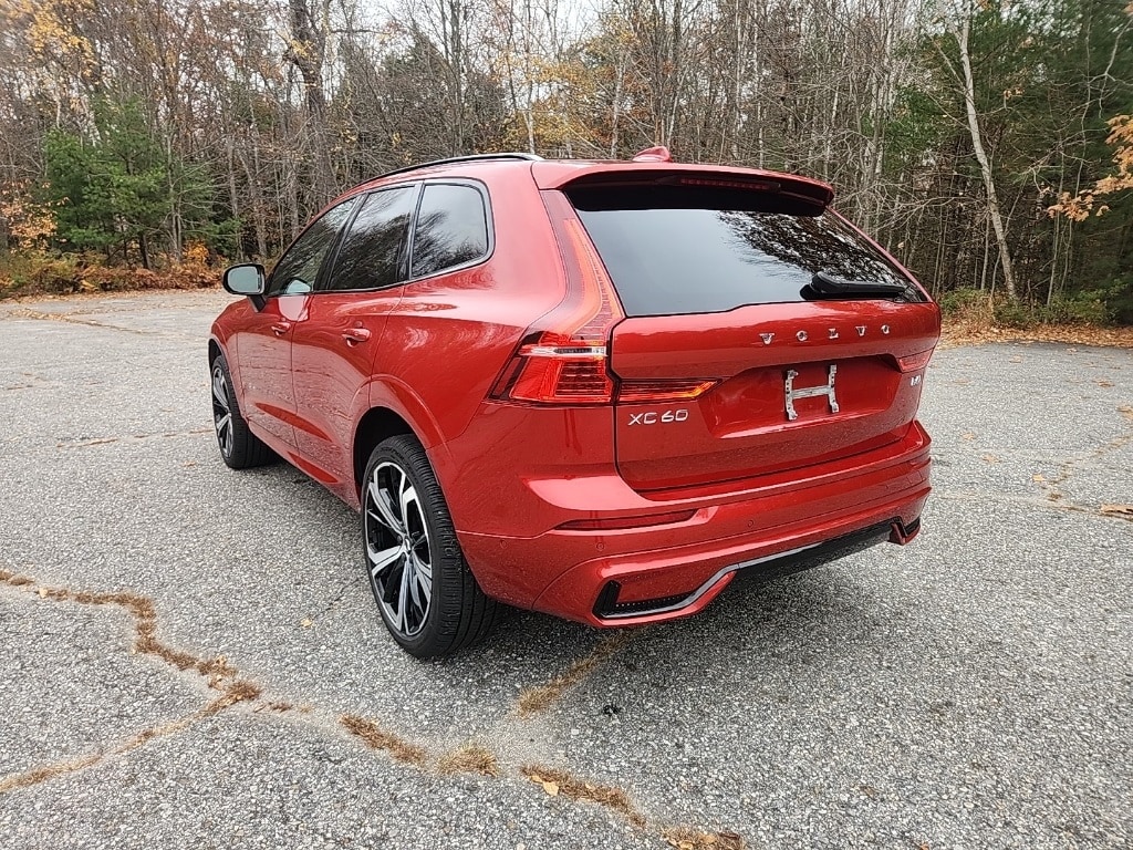 Certified 2023 Volvo XC60 B6 Ultimate Dark Theme SUV