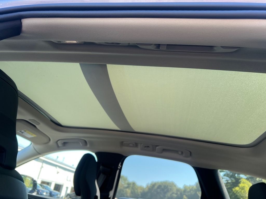 2026 Volvo XC60 Plus - Photo 28