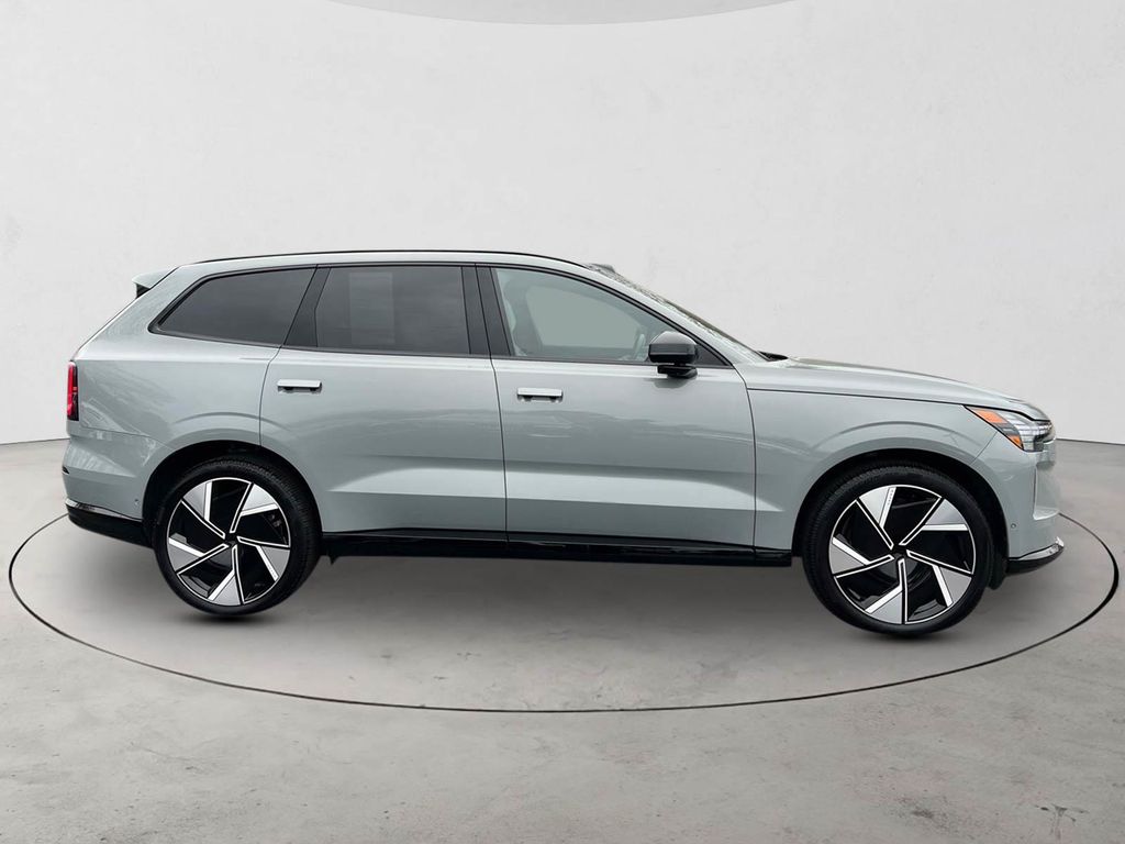 2025 Volvo EX90 Ultra - Photo 6