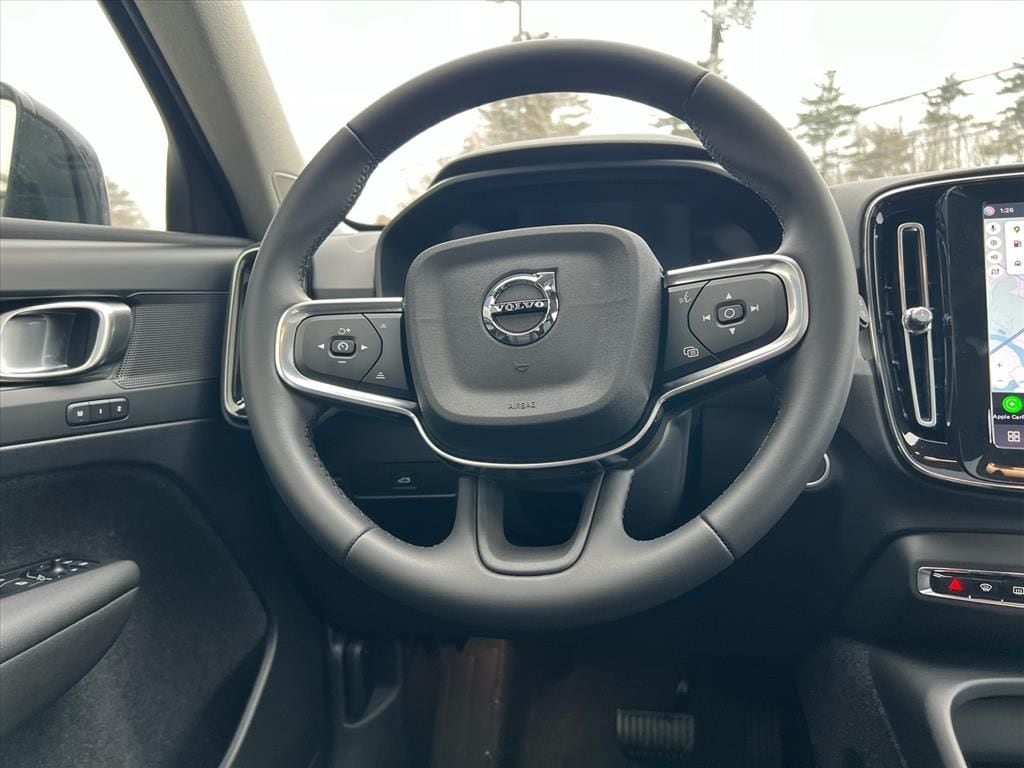 2026 Volvo XC40 Plus - Photo 25