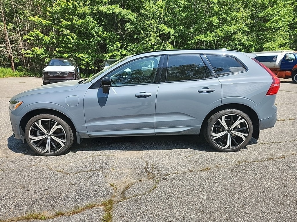 Used 2024 Volvo XC60 Ultimate with VIN YV4H60DMXR1864928 for sale in Topsham, ME