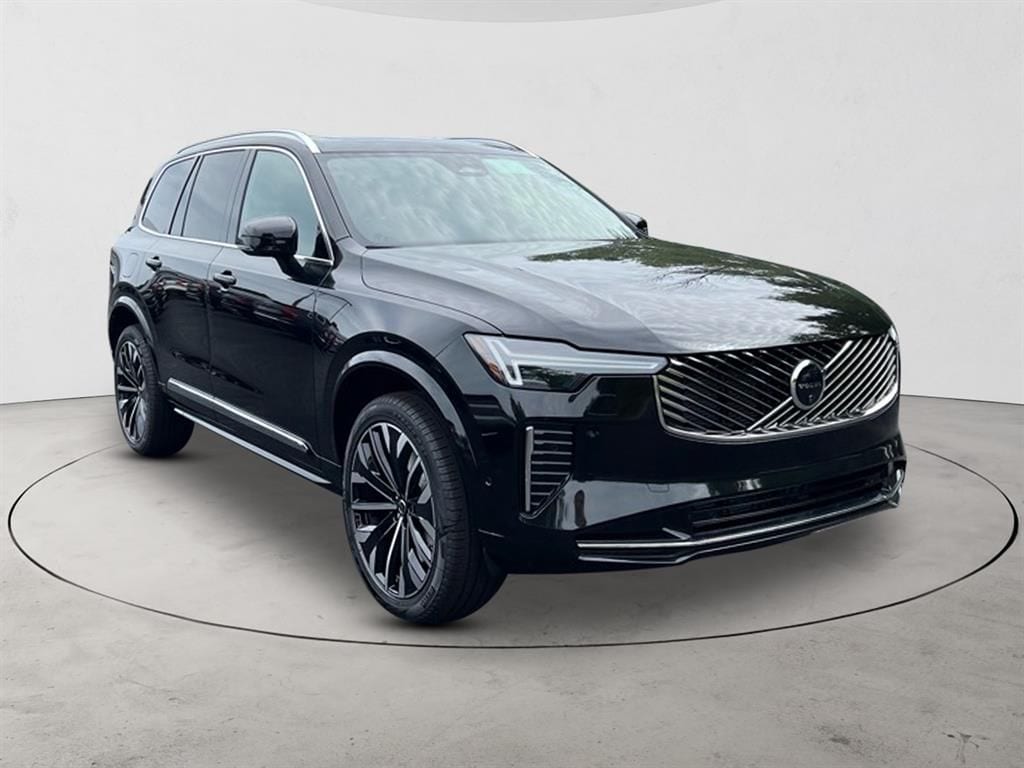 2026 Volvo XC90 Plus - Photo 7