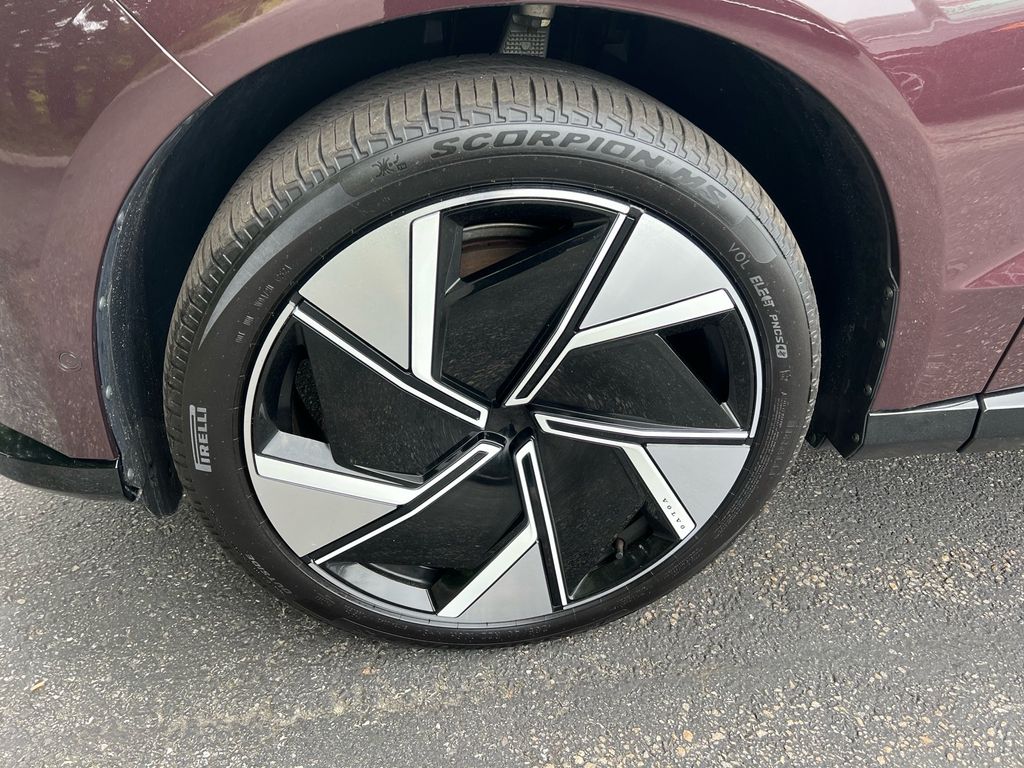 2025 Volvo EX90 Ultra - Photo 9