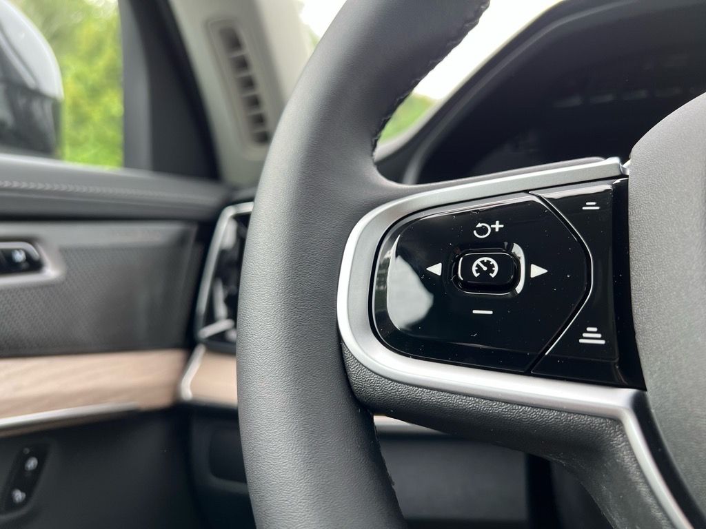 2026 Volvo XC90 Plus - Photo 13