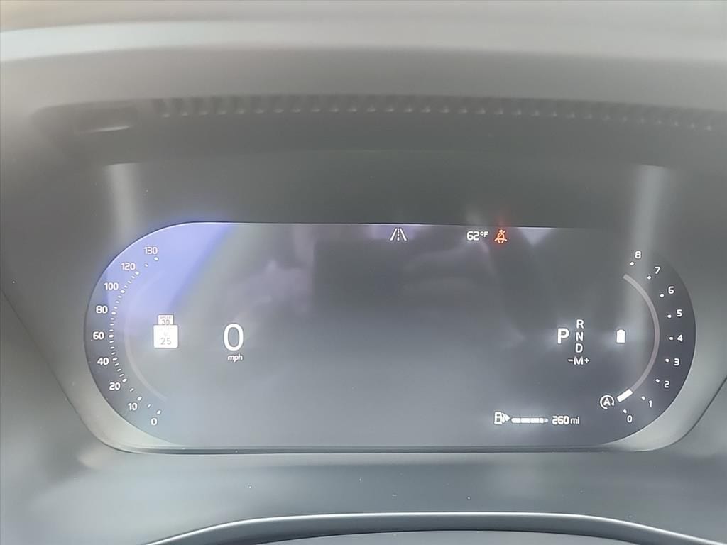 2025 Volvo XC40 Core - Photo 15