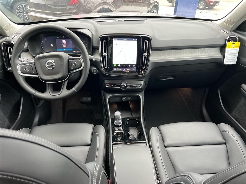 2026 Volvo XC40 Plus - Photo 26
