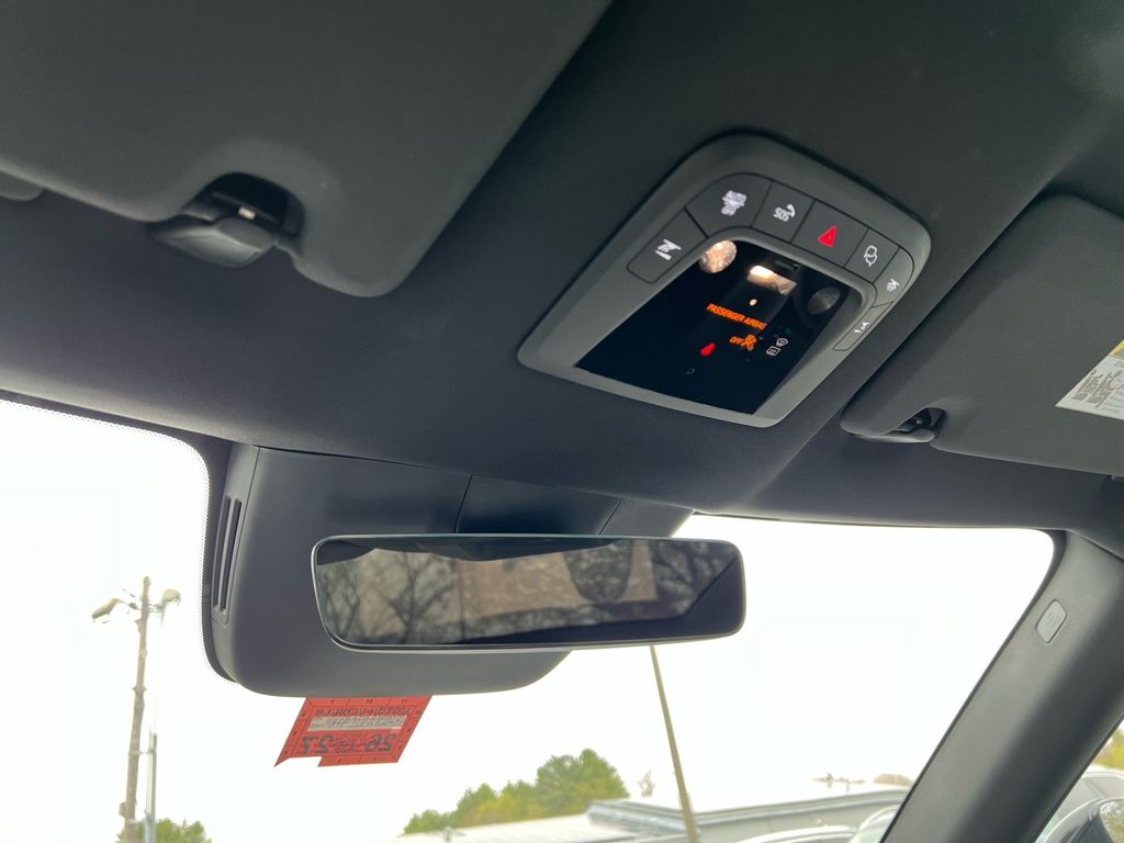 2025 Volvo EX90 Ultra - Photo 21