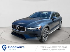 2026 Volvo V60 Cross Country B5 Ultra Wagon