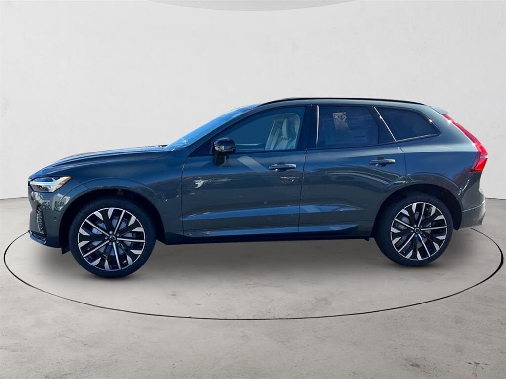 New 2026 Volvo XC60 B5 Ultra SUV