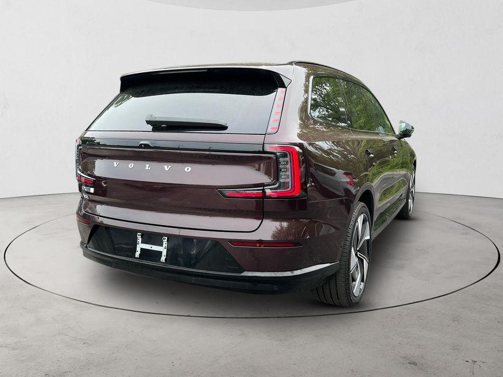 2025 Volvo EX90 Ultra - Photo 5