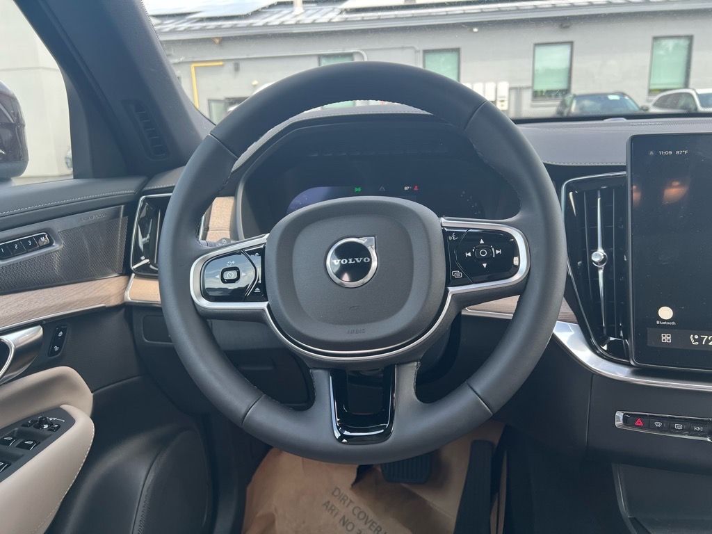 2026 Volvo XC90 Plus - Photo 22