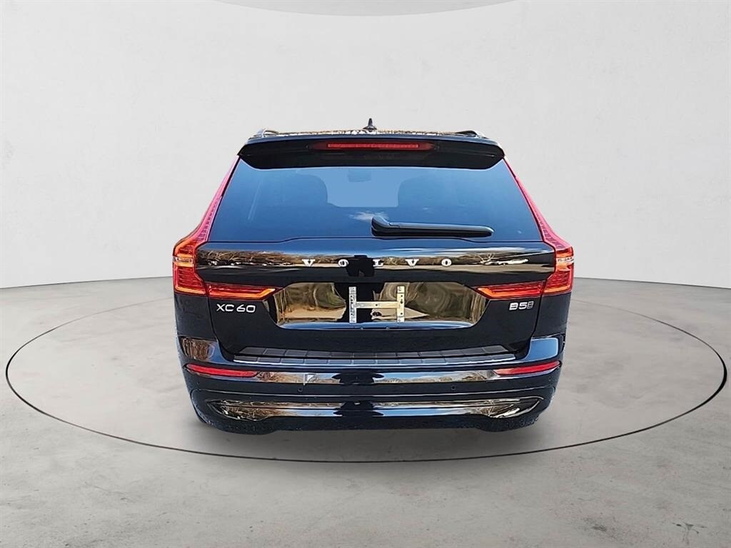 Certified 2023 Volvo XC60 B5 Core SUV