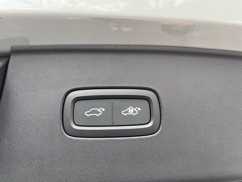 2025 Volvo EX90 Ultra - Photo 29