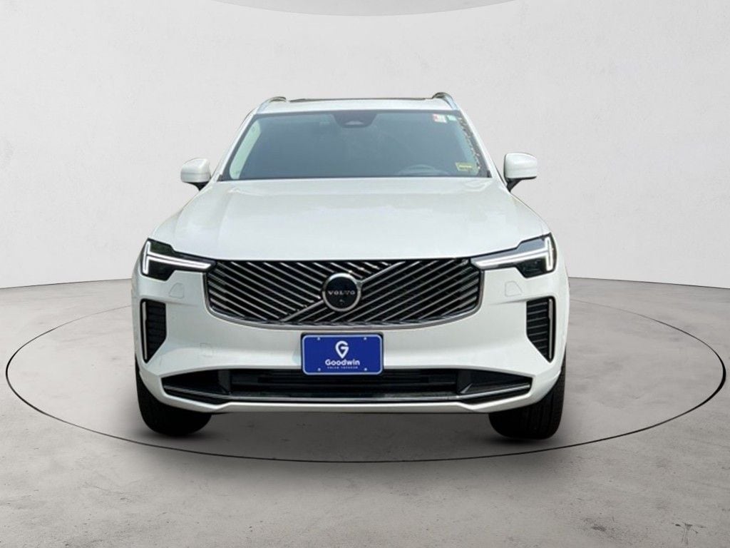 2025 Volvo XC90 Ultra - Photo 8