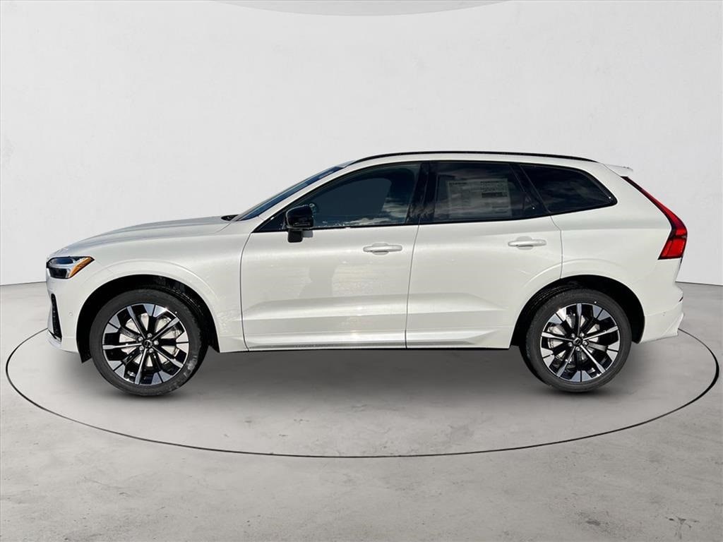 New 2026 Volvo XC60 B5 Plus SUV