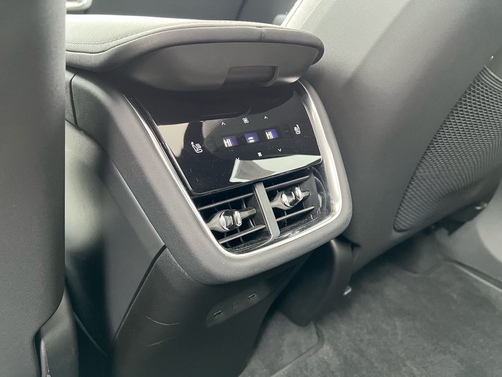 2025 Volvo EX90 Ultra - Photo 24