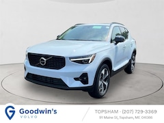 2026 Volvo XC40 B5 Plus AWD SUV