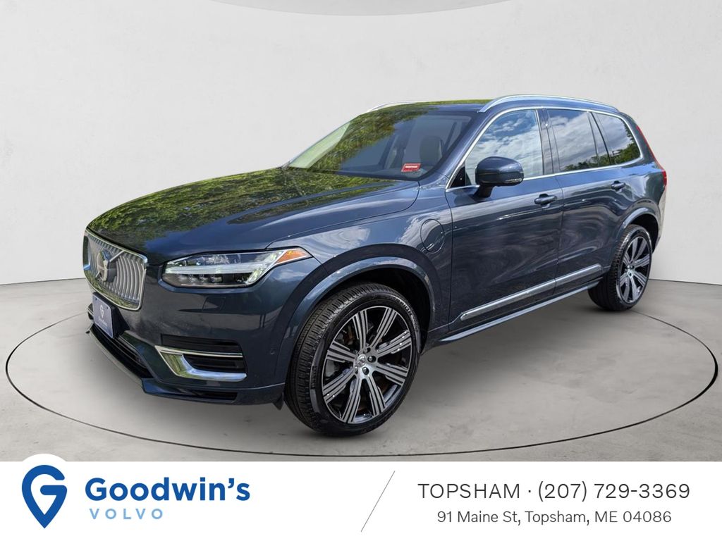 2025 Volvo XC90 T8 Recharge Plus Bright 7-Seat 4WD's photo