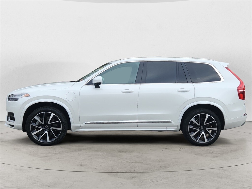 Used 2022 Volvo XC90 Recharge Plug-In Hybrid For Sale at 