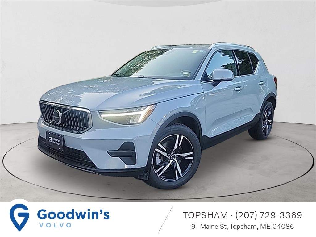 2025 Volvo XC40