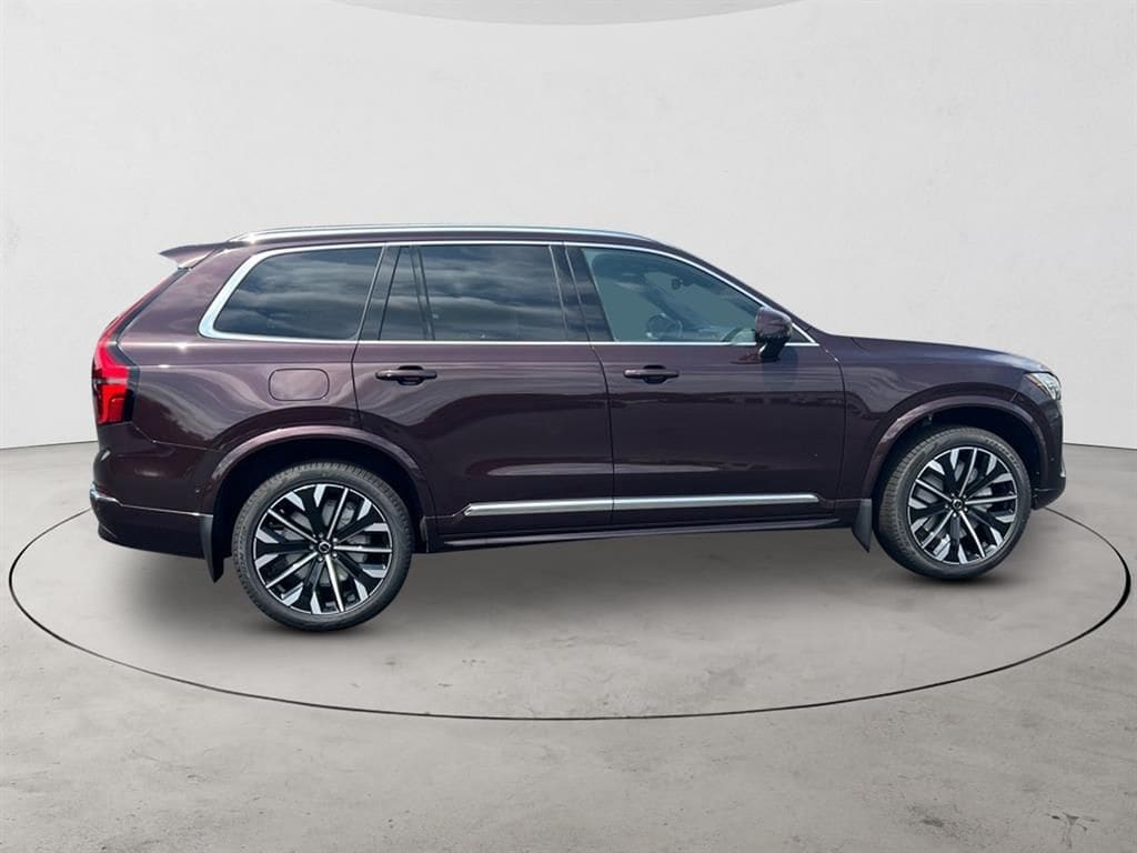 2026 Volvo XC90 Plus - Photo 6