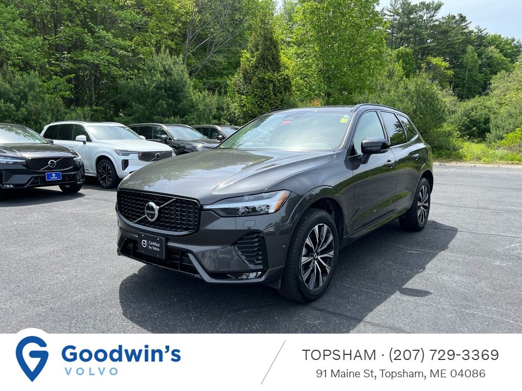 2025 Volvo XC60 B5 Plus Dark AWD's photo