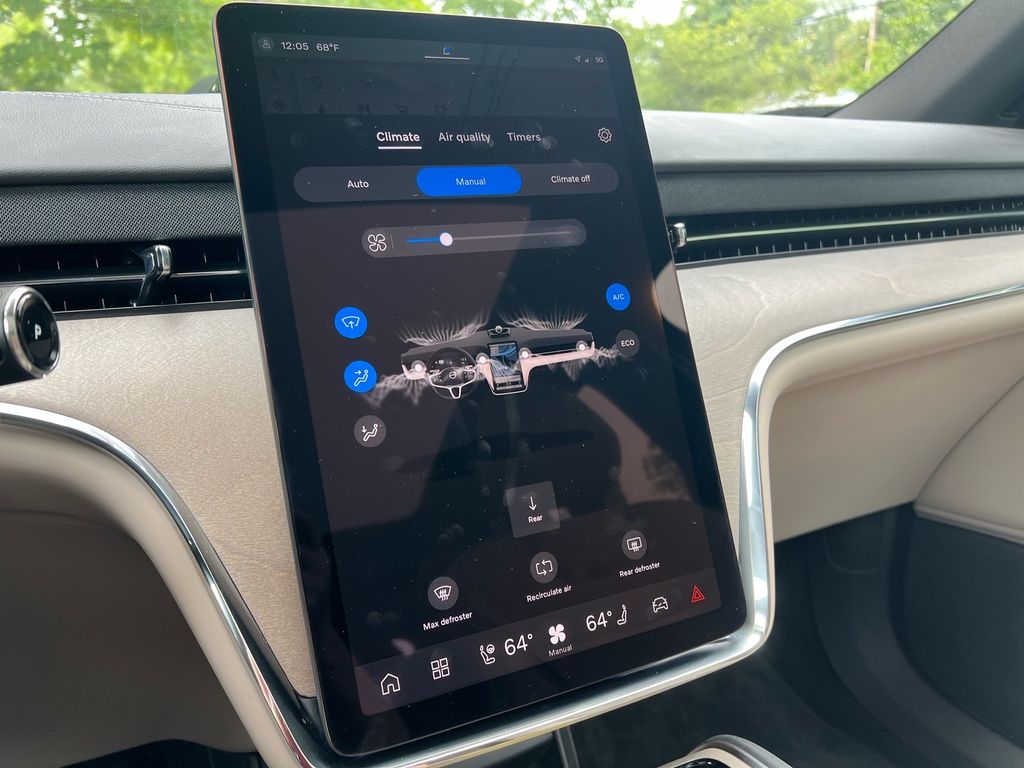 2025 Volvo EX90 Ultra - Photo 17