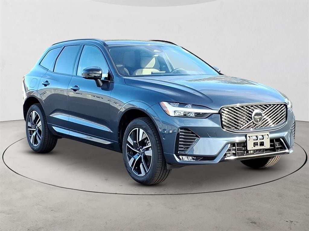 New 2026 Volvo XC60 B5 Plus SUV