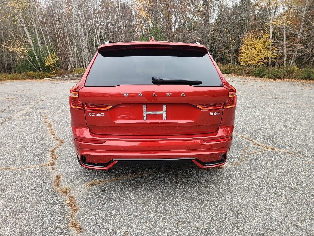 Certified 2023 Volvo XC60 B6 Ultimate Dark Theme SUV