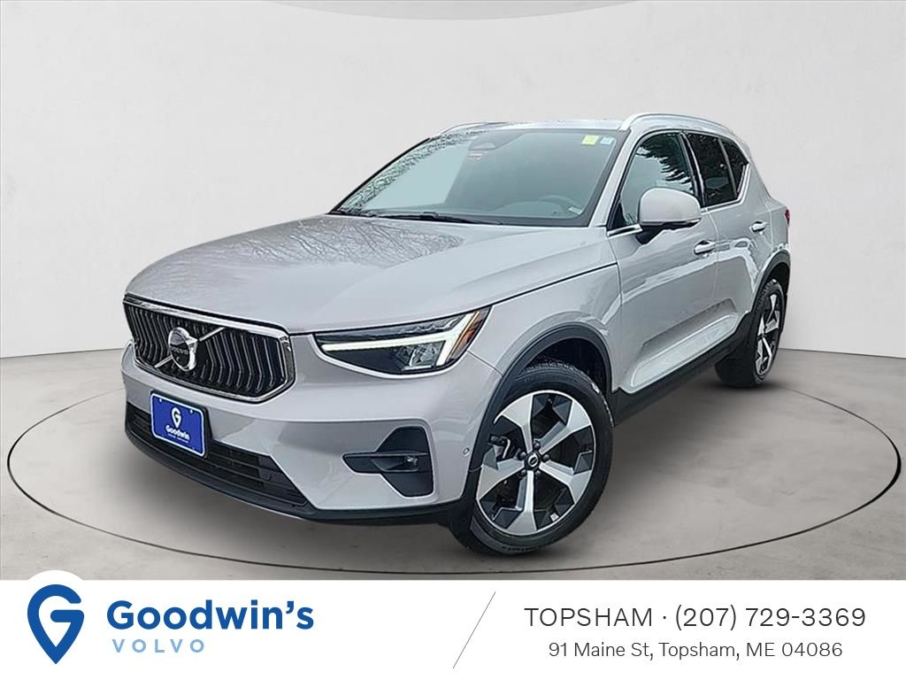 2023 Volvo XC40 Plus