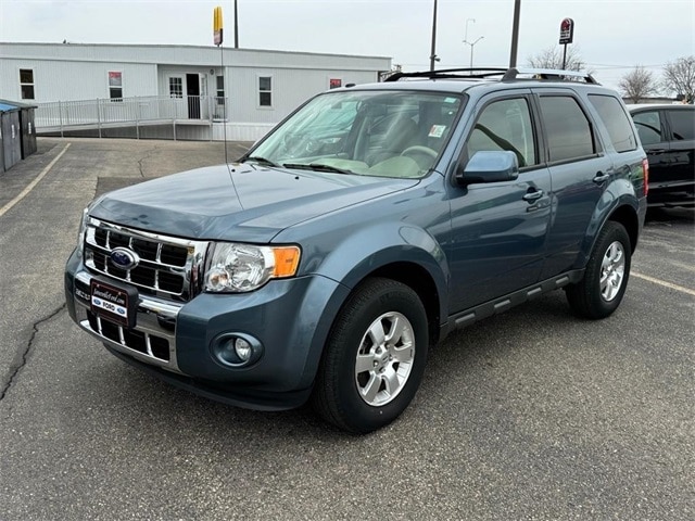 Used 2011 Ford Escape Limited with VIN 1FMCU9E73BKA31886 for sale in Janesville, WI