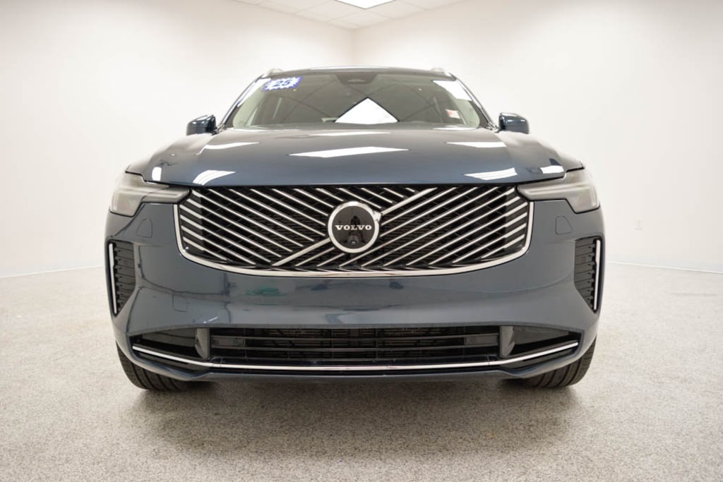 Used 2025 Volvo XC90 B6 (2025.5) Plus 7-Seater SUV