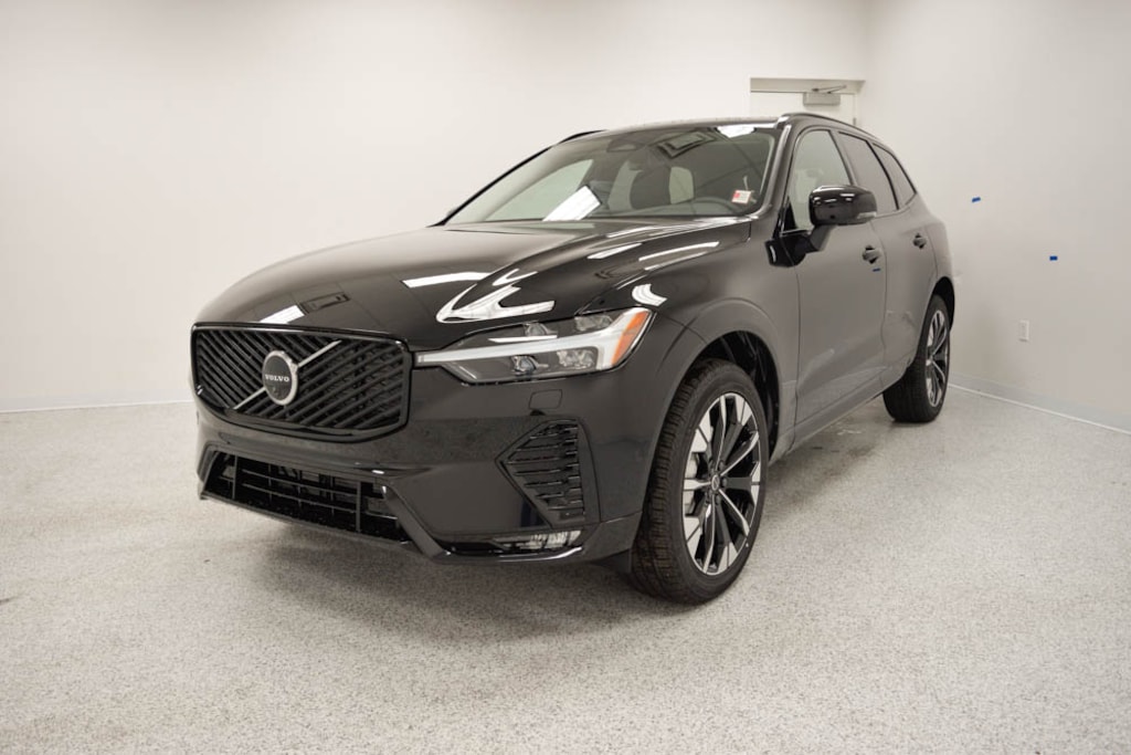 New 2026 Volvo XC60 B5 Plus SUV
