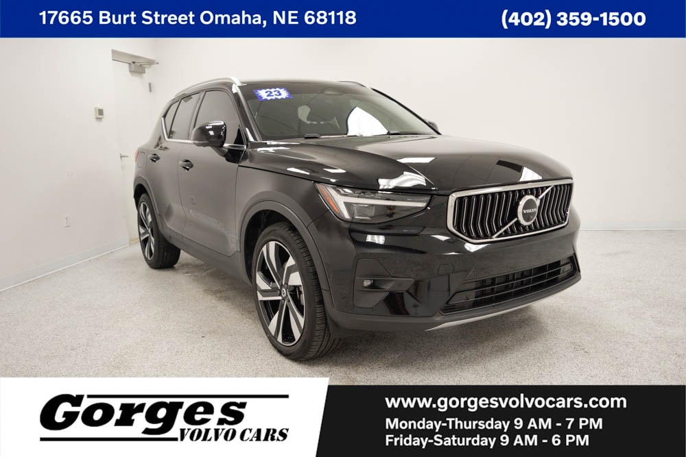 2023 Volvo XC40 B5 Ultimate Bright AWD's photo