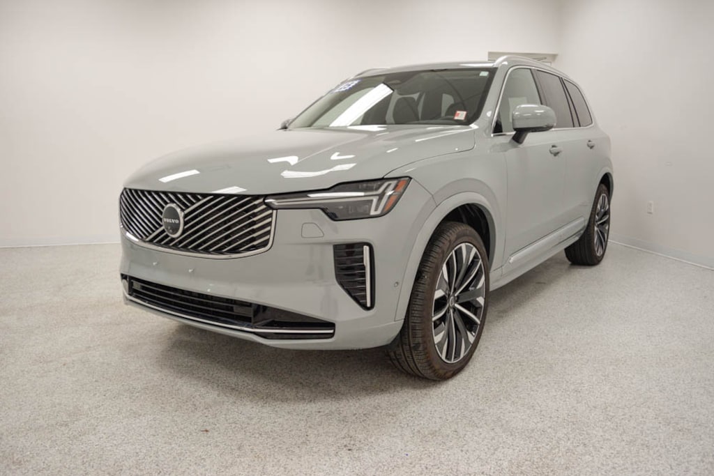 Certified 2025 Volvo XC90 B6 (2025.5) Plus 7-Seater SUV