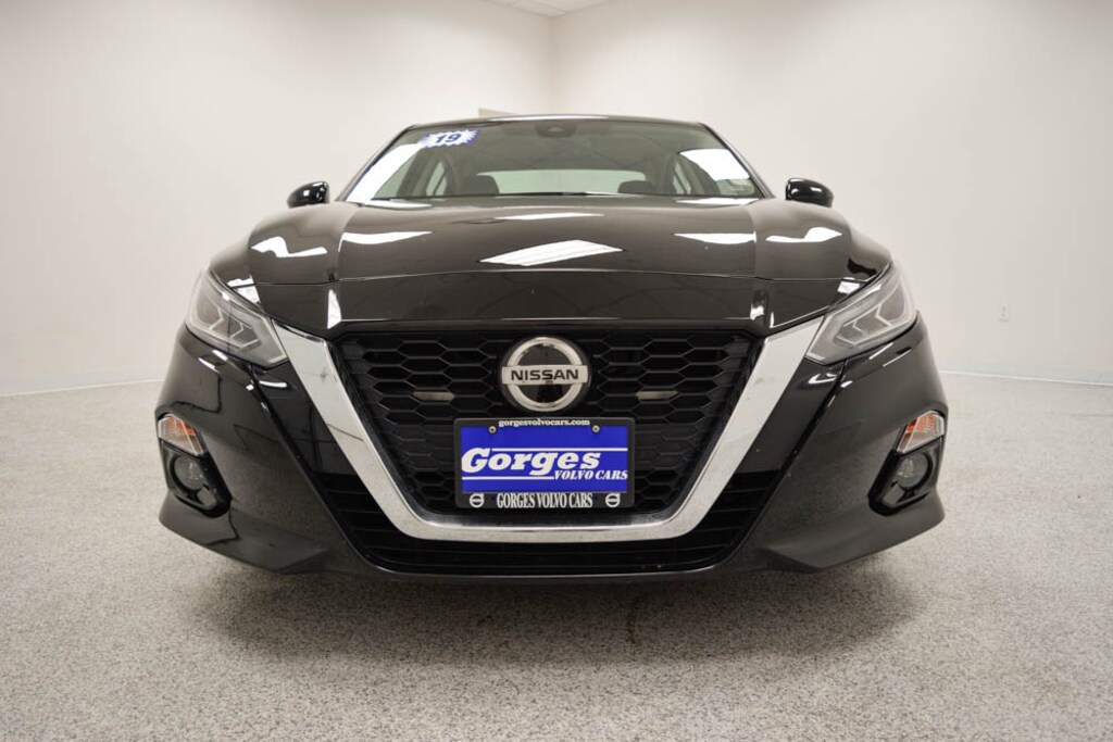Used 2019 Nissan Altima 2.5 SV Sedan