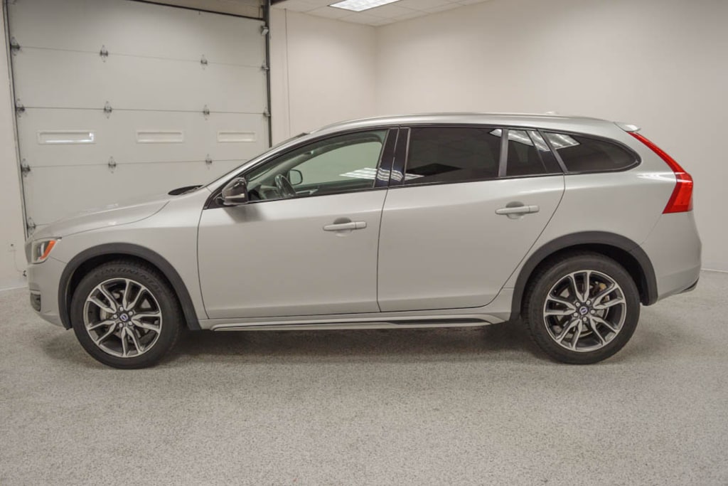 Used 2015 Volvo V60 Cross Country T5 (2015.5) Wagon