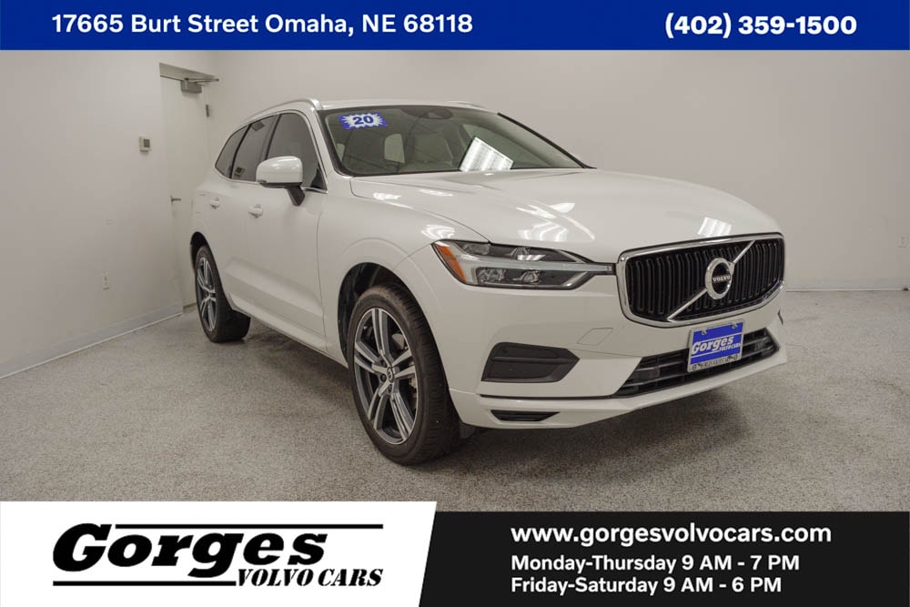 2020 Volvo XC60 T5 Momentum AWD's photo