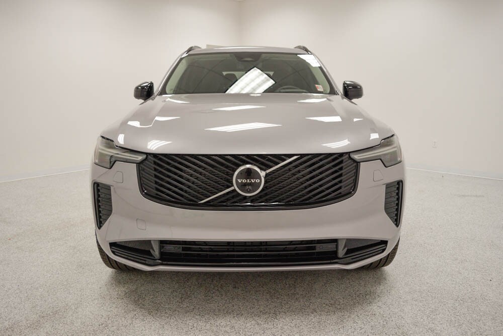 2026 Volvo XC90 photo 2