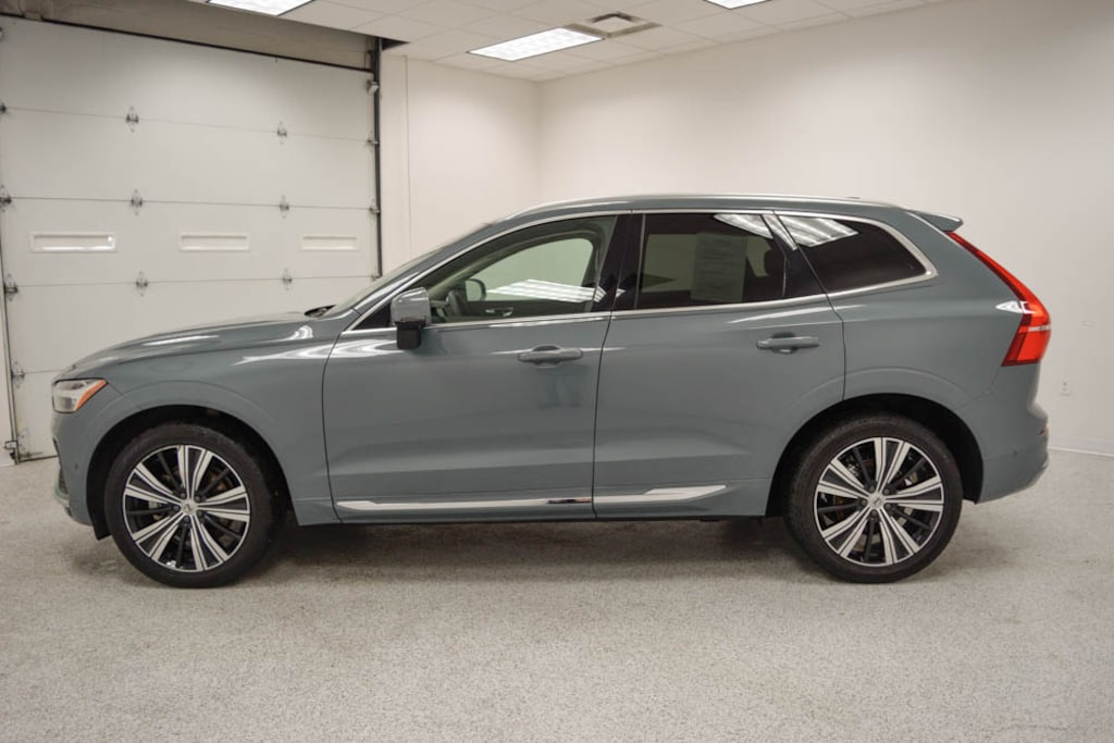 Used 2023 Volvo XC60 B5 AWD Plus Bright SUV