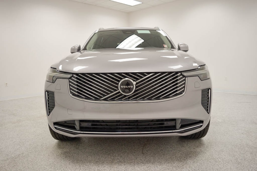New 2026 Volvo XC90 B6 Plus 7-Seater SUV