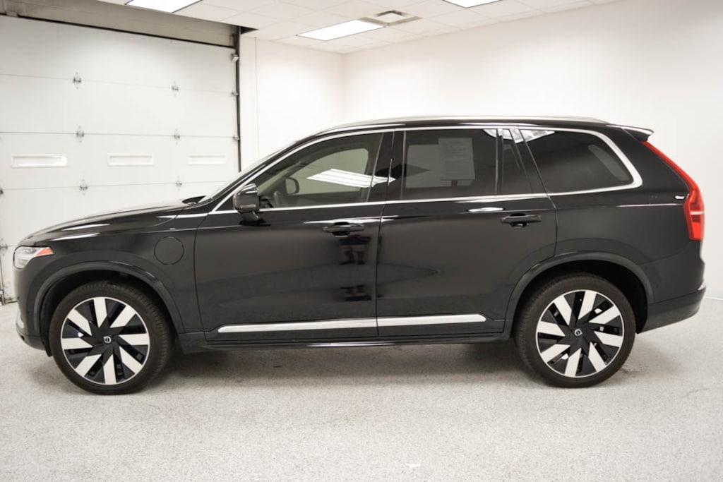 Certified 2024 Volvo XC90 plug-in hybrid T8 Plus Bright 7-Seater SUV