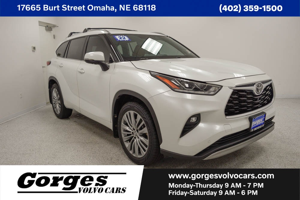 2022 Toyota Highlander Platinum