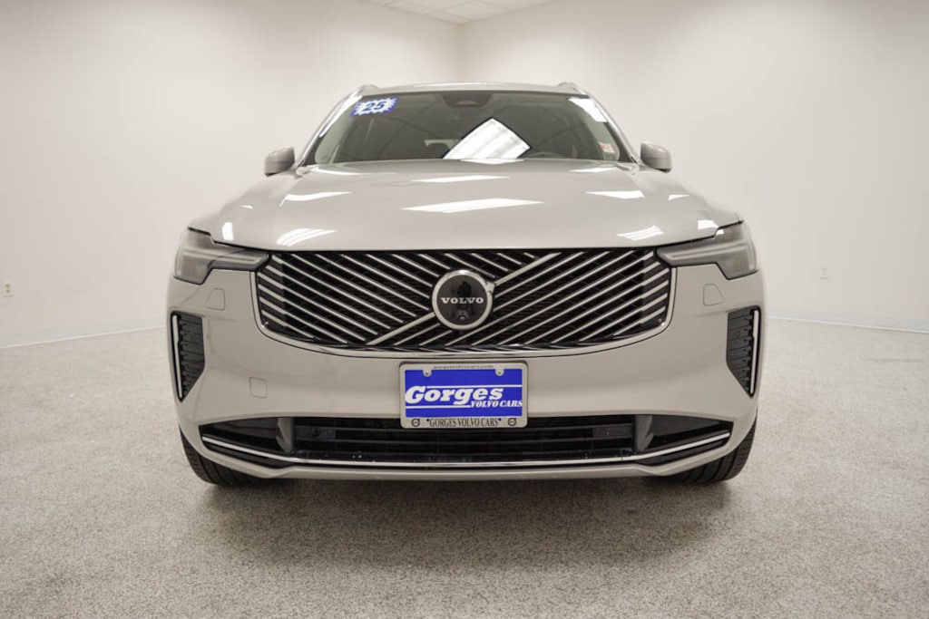 Used 2025 Volvo XC90 B6 (2025.5) Plus 7-Seater SUV