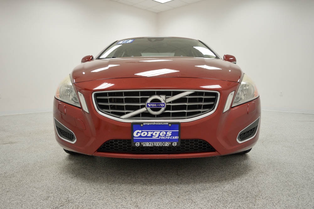 Used 2012 Volvo S60 T5 with VIN YV1622FS3C2084360 for sale in Omaha, NE