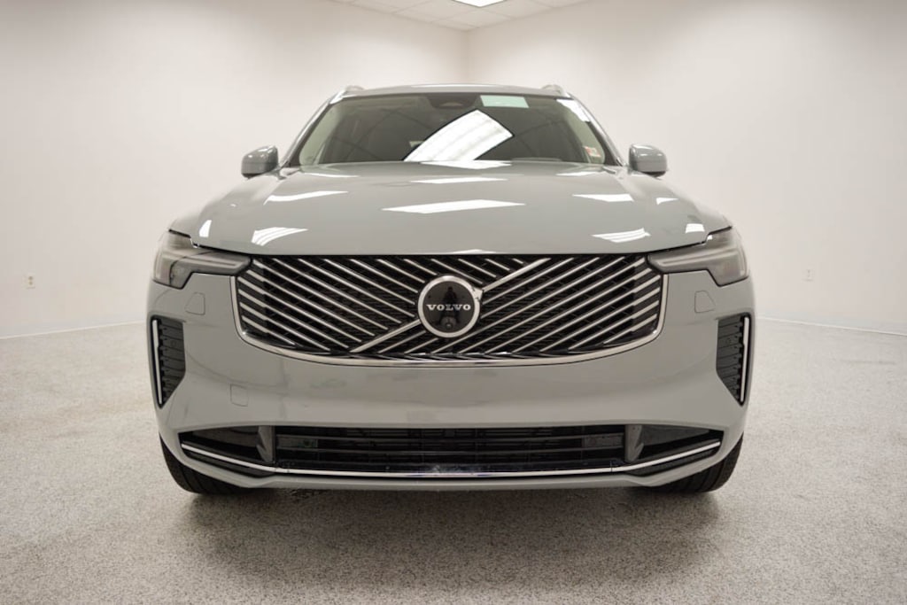 New 2026 Volvo XC90 B5 Ultra 6-Seater SUV