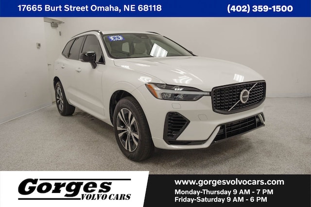 2025 Volvo XC60 plug-in hybrid T8 Core SUV